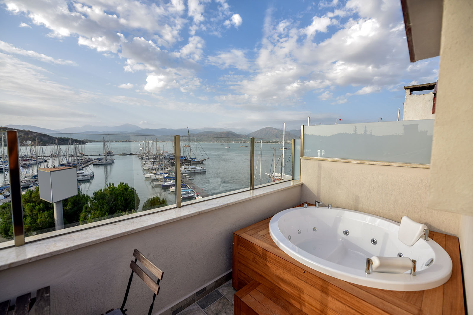Lafarine Rooms — Fethiye marina view terrace