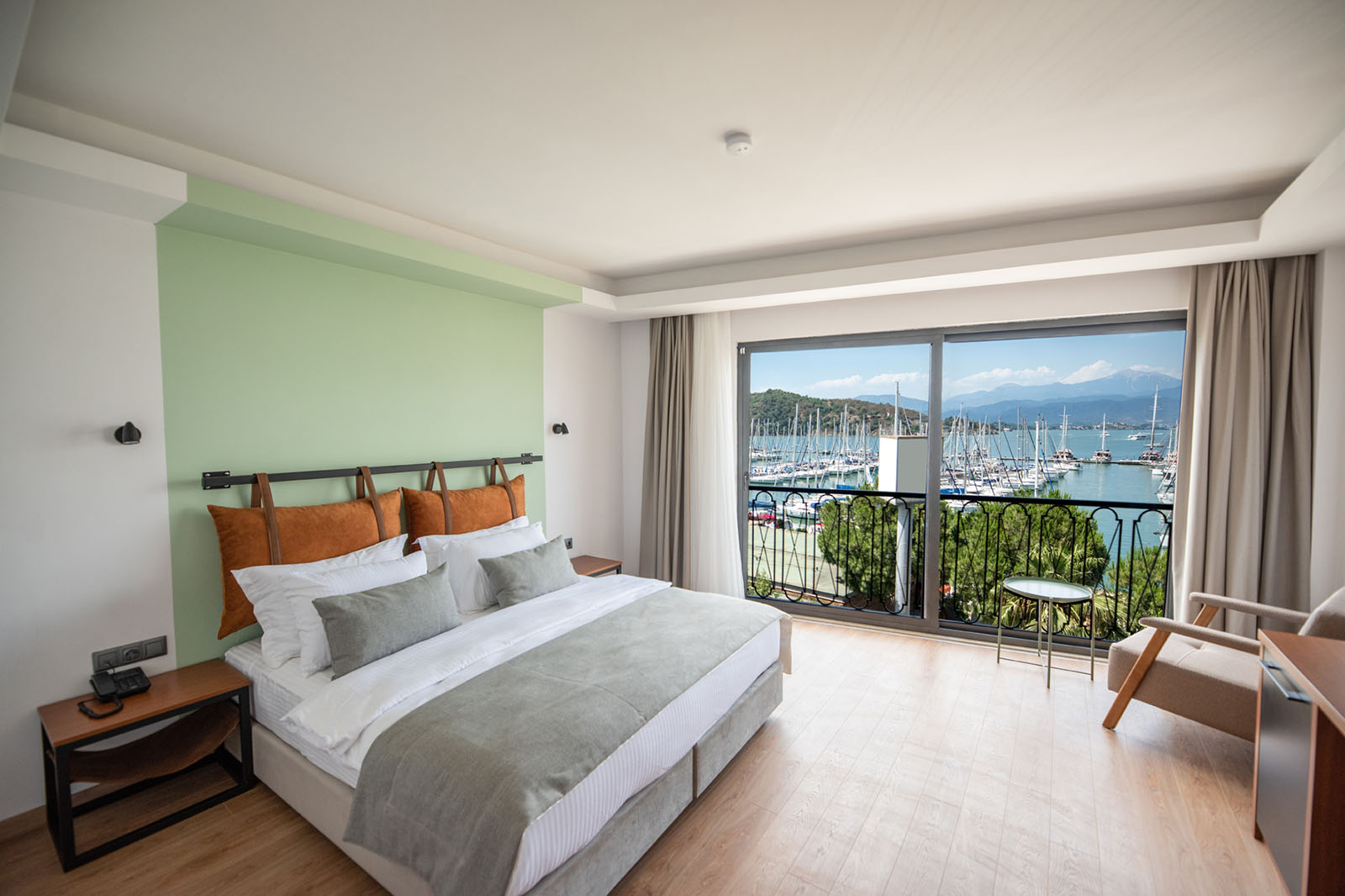 Lafarine Rooms — sea view room interior