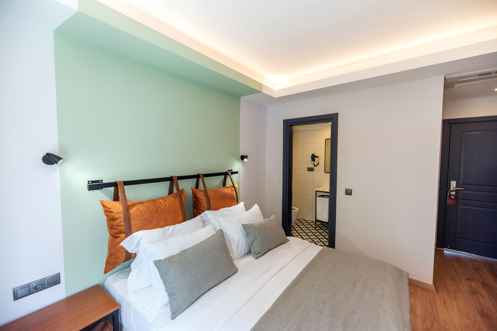 Lafarine Rooms — standard room